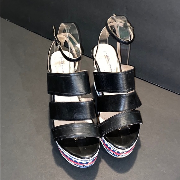 Opening Ceremony Wedges - Picture 4 of 8